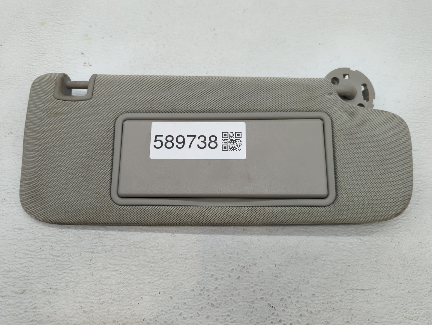 2016 Buick Lacrosse Sun Visor Shade Replacement Passenger Right Mirror Fits OEM Used Auto Parts - Oemusedautoparts1.com