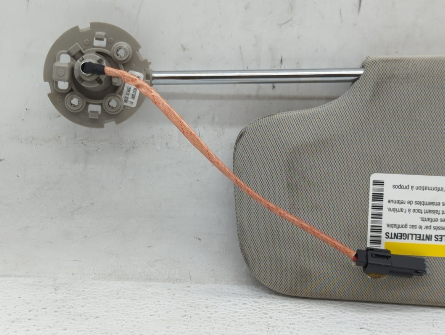 2016 Buick Lacrosse Sun Visor Shade Replacement Passenger Right Mirror Fits OEM Used Auto Parts - Oemusedautoparts1.com