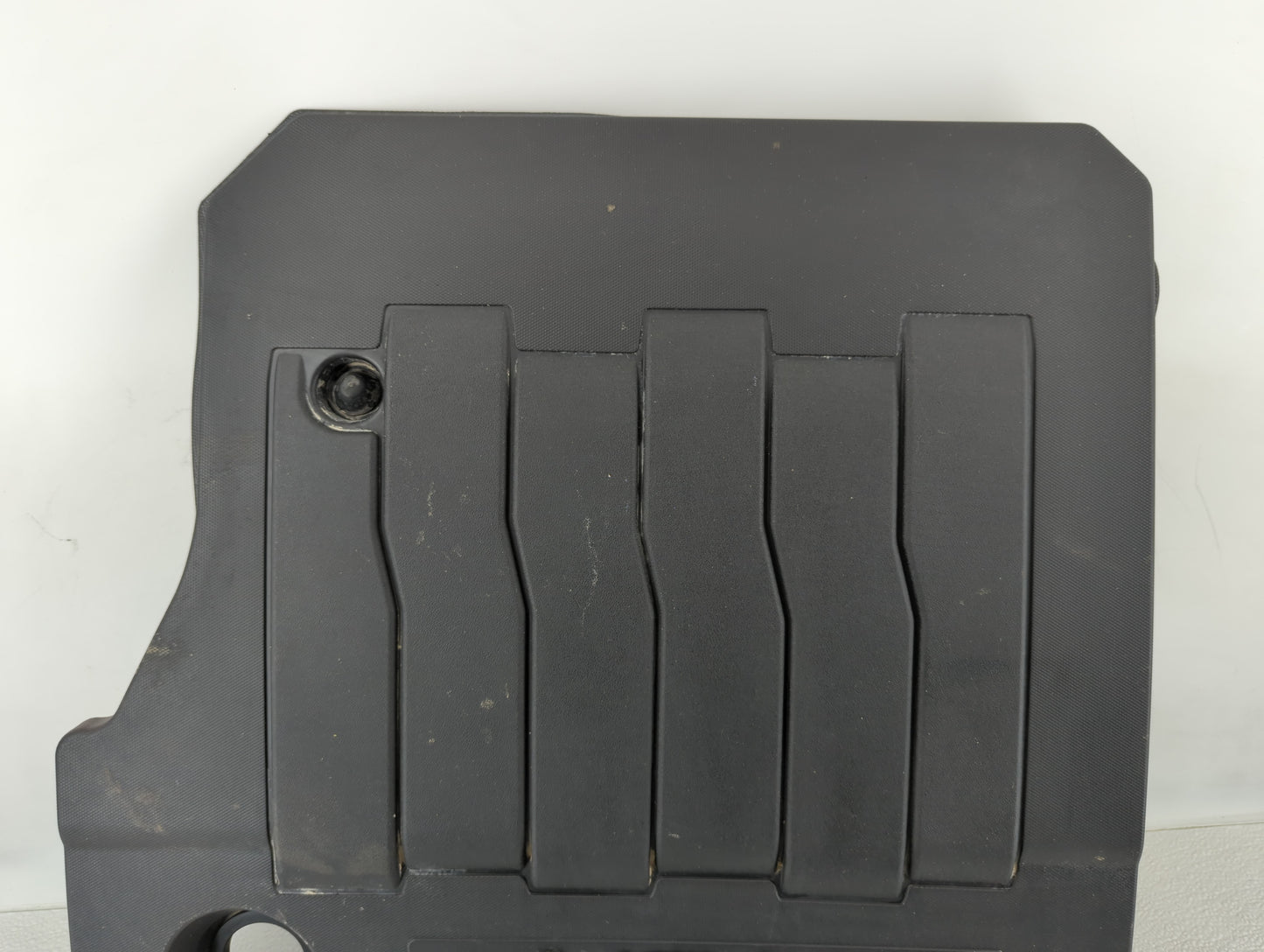 2016 Buick Lacrosse Engine Cover - Oemusedautoparts1.com