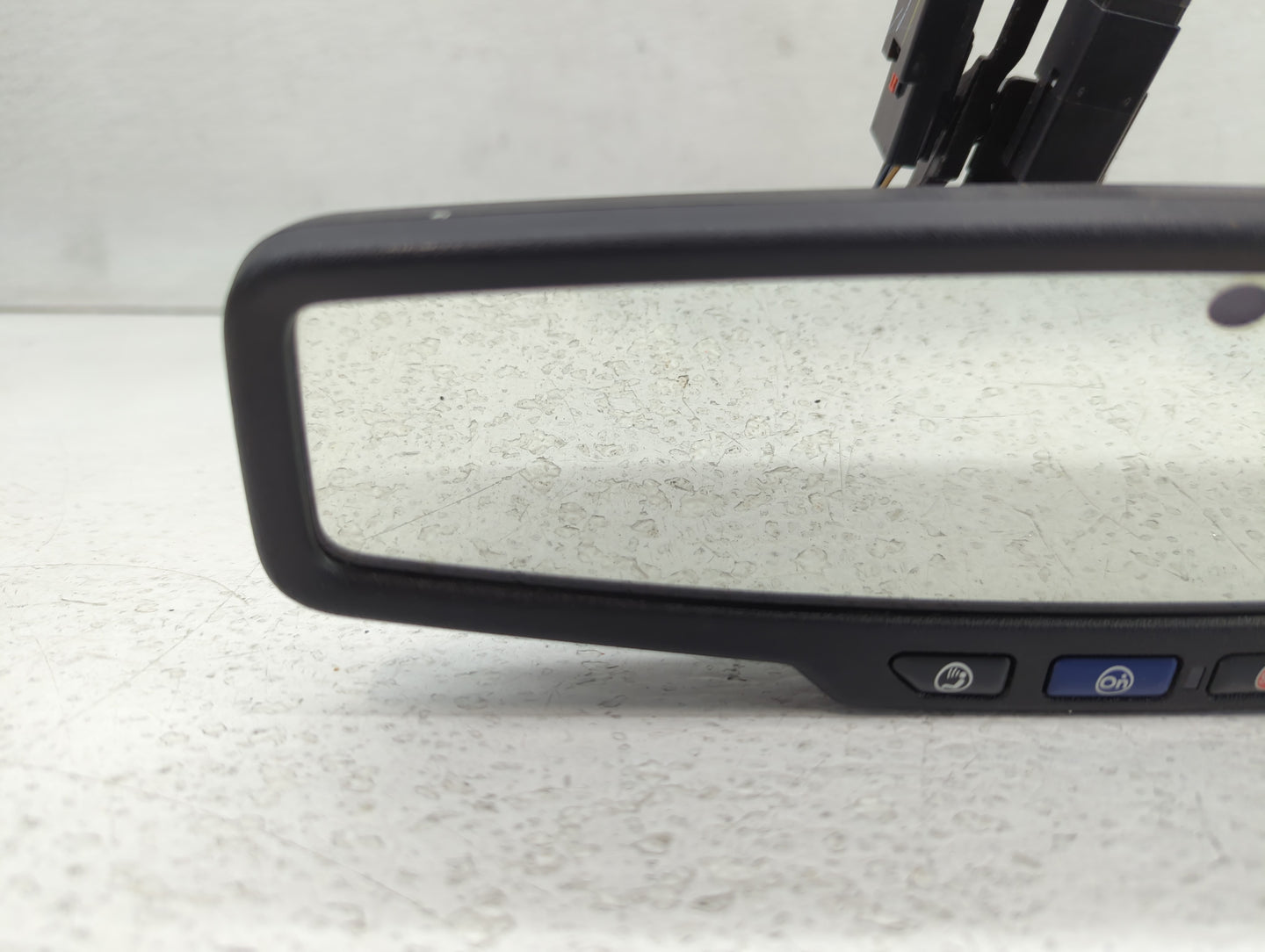 2010-2016 Buick Lacrosse Interior Rear View Mirror Replacement OEM P/N:E11026538 Fits OEM Used Auto Parts - Oemusedautoparts