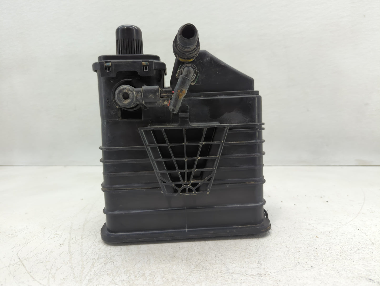 2016 Buick Lacrosse Fuel Vapor Charcoal Canister - Oemusedautoparts1.com