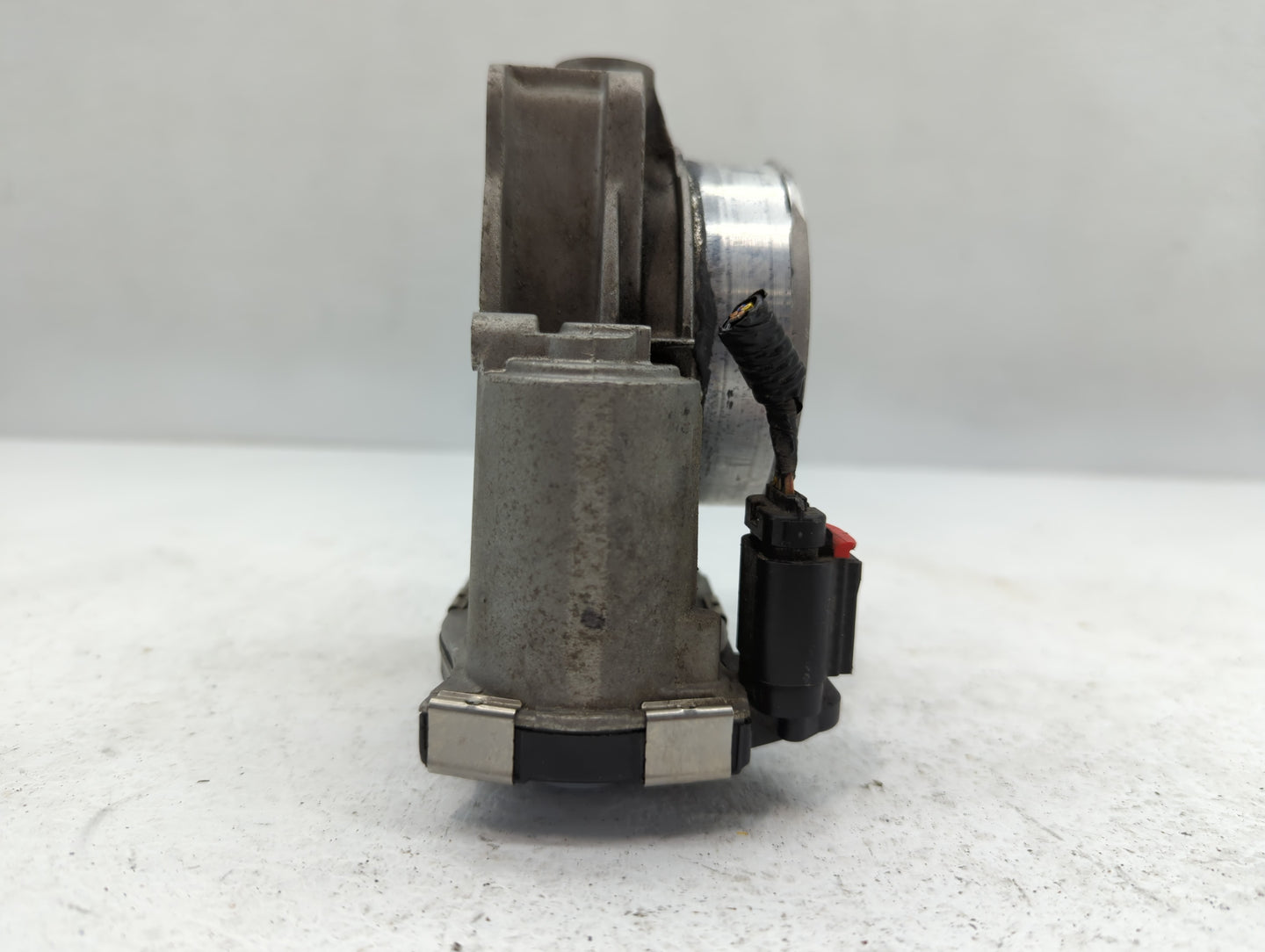 2012-2016 Buick Lacrosse Throttle Body P/N:12632172BA Fits Fits 2012 2013 2014 2015 2016 2017 2018 2019 2020 2021 2022 OEM U