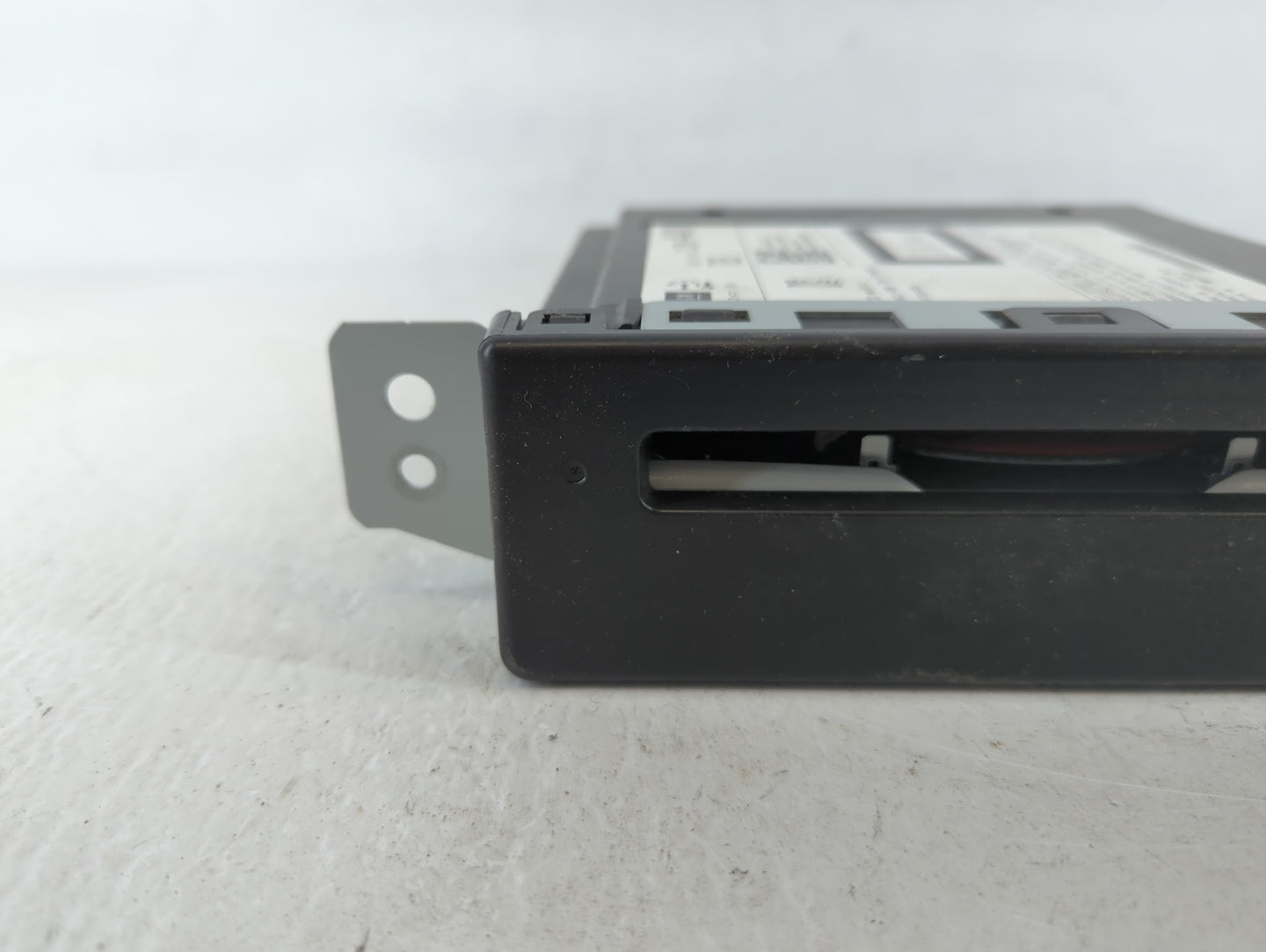2016-2016 Buick Lacrosse Am Fm Cd Player Radio Receiver - Oemusedautoparts1.com