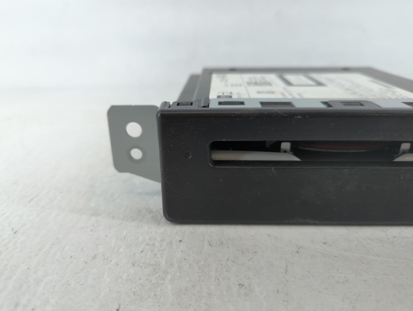 2016-2016 Buick Lacrosse Am Fm Cd Player Radio Receiver - Oemusedautoparts1.com