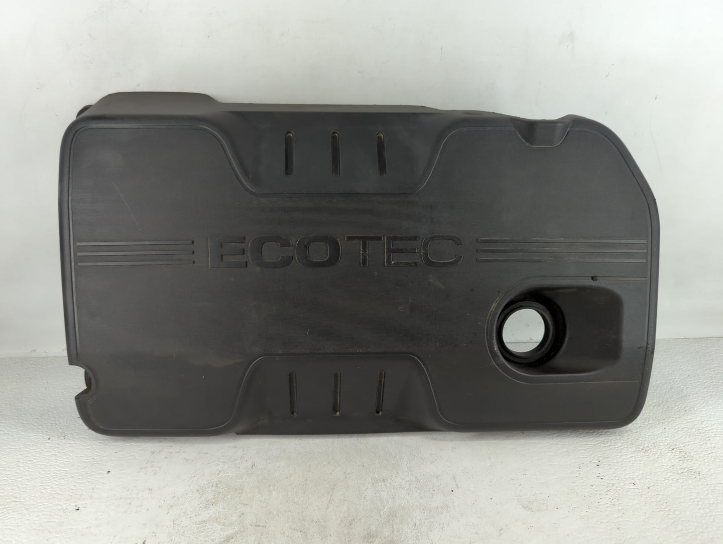 2016 Buick Lacrosse Engine Cover - Oemusedautoparts1.com