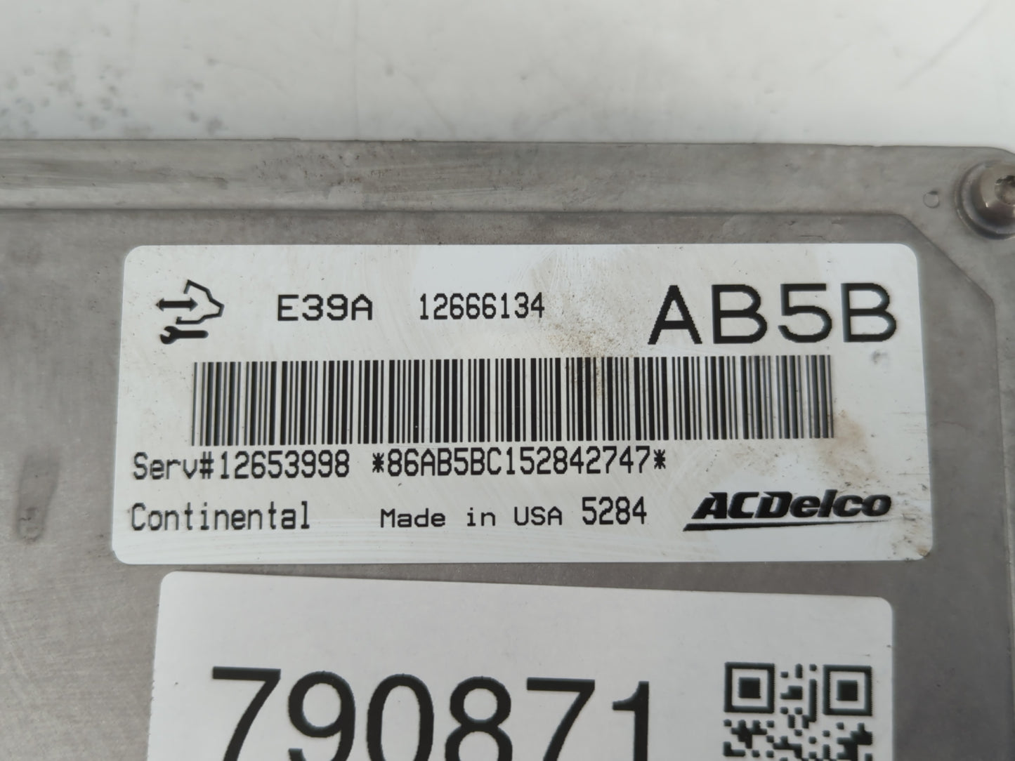 2013-2016 Buick Lacrosse PCM Engine Control Computer ECU ECM PCU OEM P/N:E39A 12666134 Fits Fits 2013 2014 2015 2016 OEM Use