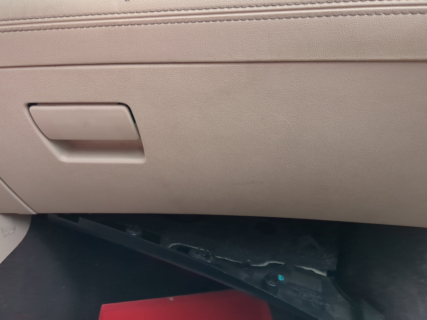2016 Buick Lacrosse Passenger Glove Box Door Storage Compartment - Oemusedautoparts1.com