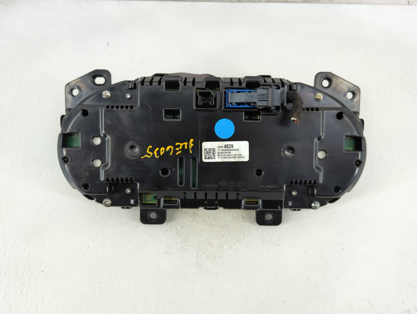 2016 Buick Lacrosse Instrument Cluster Speedometer Gauges P/N:26684829 Fits OEM Used Auto Parts - Oemusedautoparts1.com