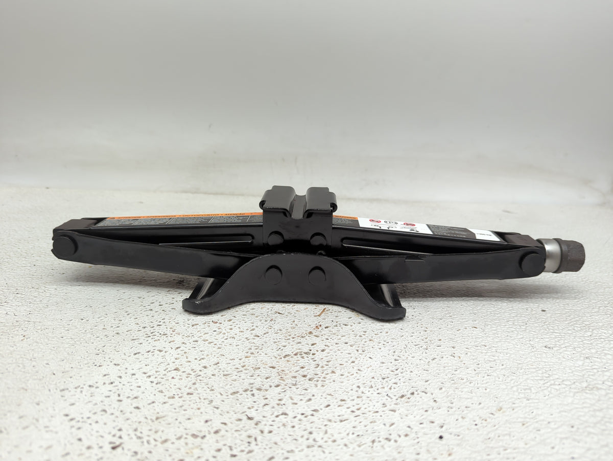 2016 Buick Regal Spare Scissor Car Jack 1081859 - Oemusedautoparts1.com