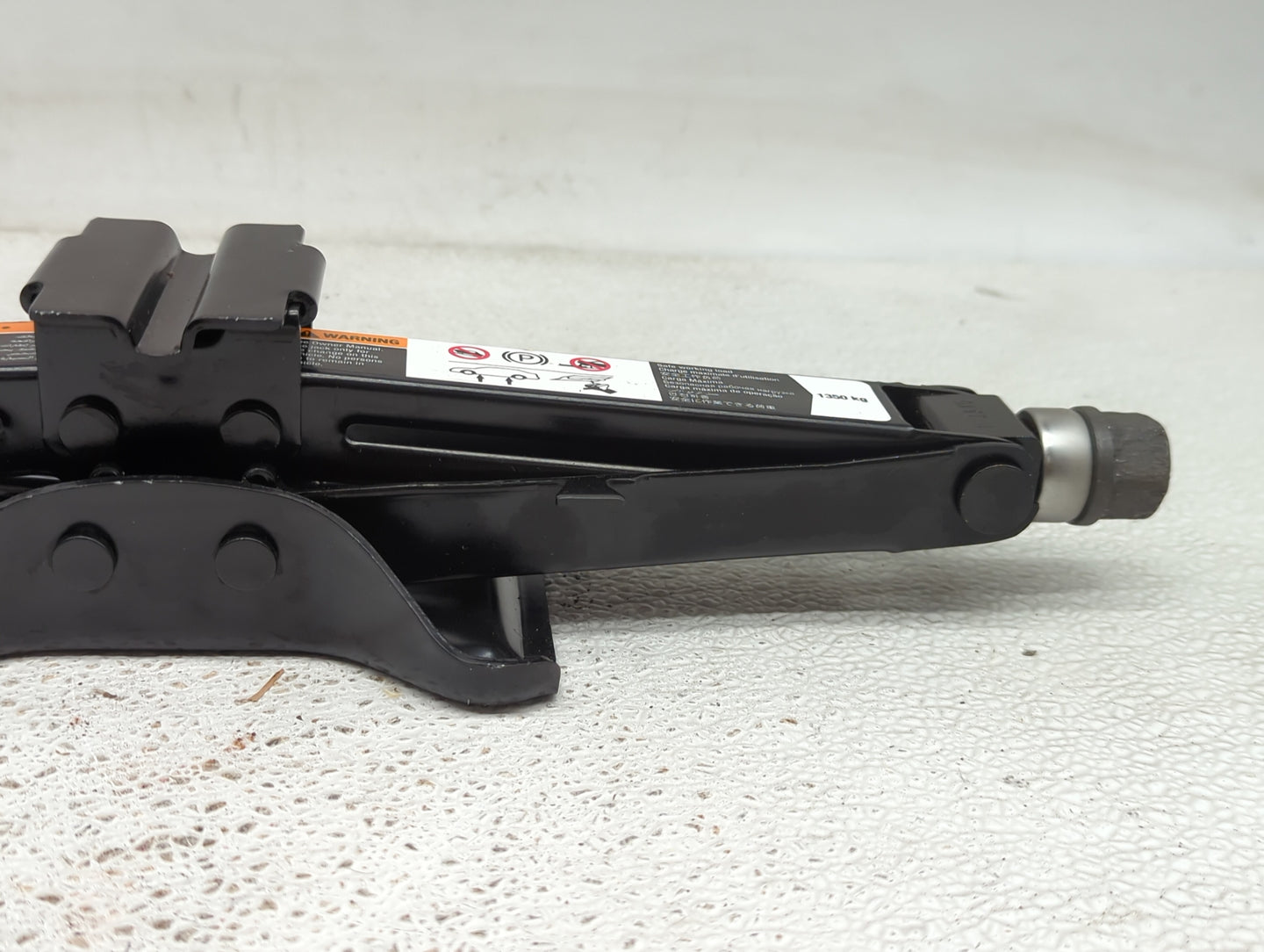 2016 Buick Regal Spare Scissor Car Jack - Oemusedautoparts1.com