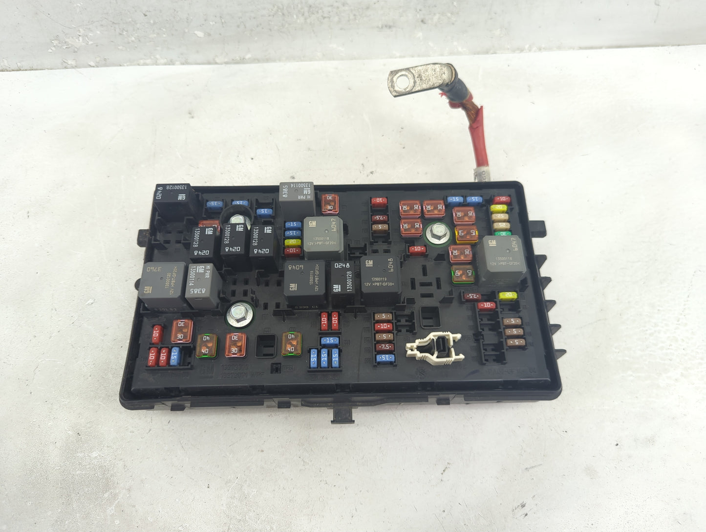 2014-2017 Buick Regal Fusebox Fuse Box Panel Relay Module Fits Fits 2014 2015 2016 2017 OEM Used Auto Parts - Oemusedautopar