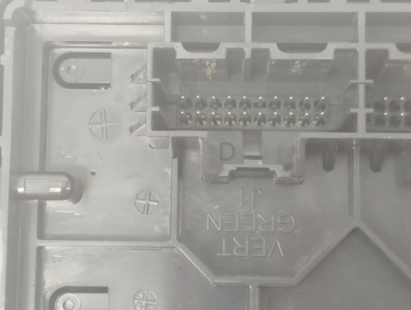 2015-2017 Buick Regal Body Control Module Bcm Inner Cabin Fuse Box - Oemusedautoparts1.com