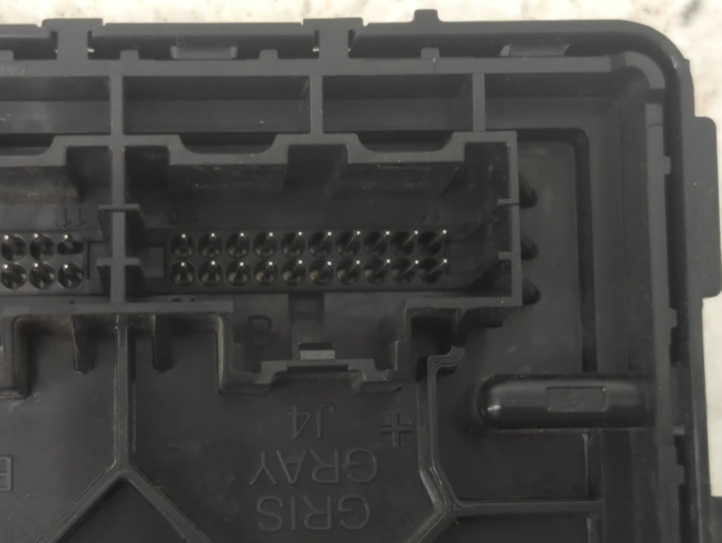 2015-2017 Buick Regal Body Control Module Bcm Inner Cabin Fuse Box - Oemusedautoparts1.com