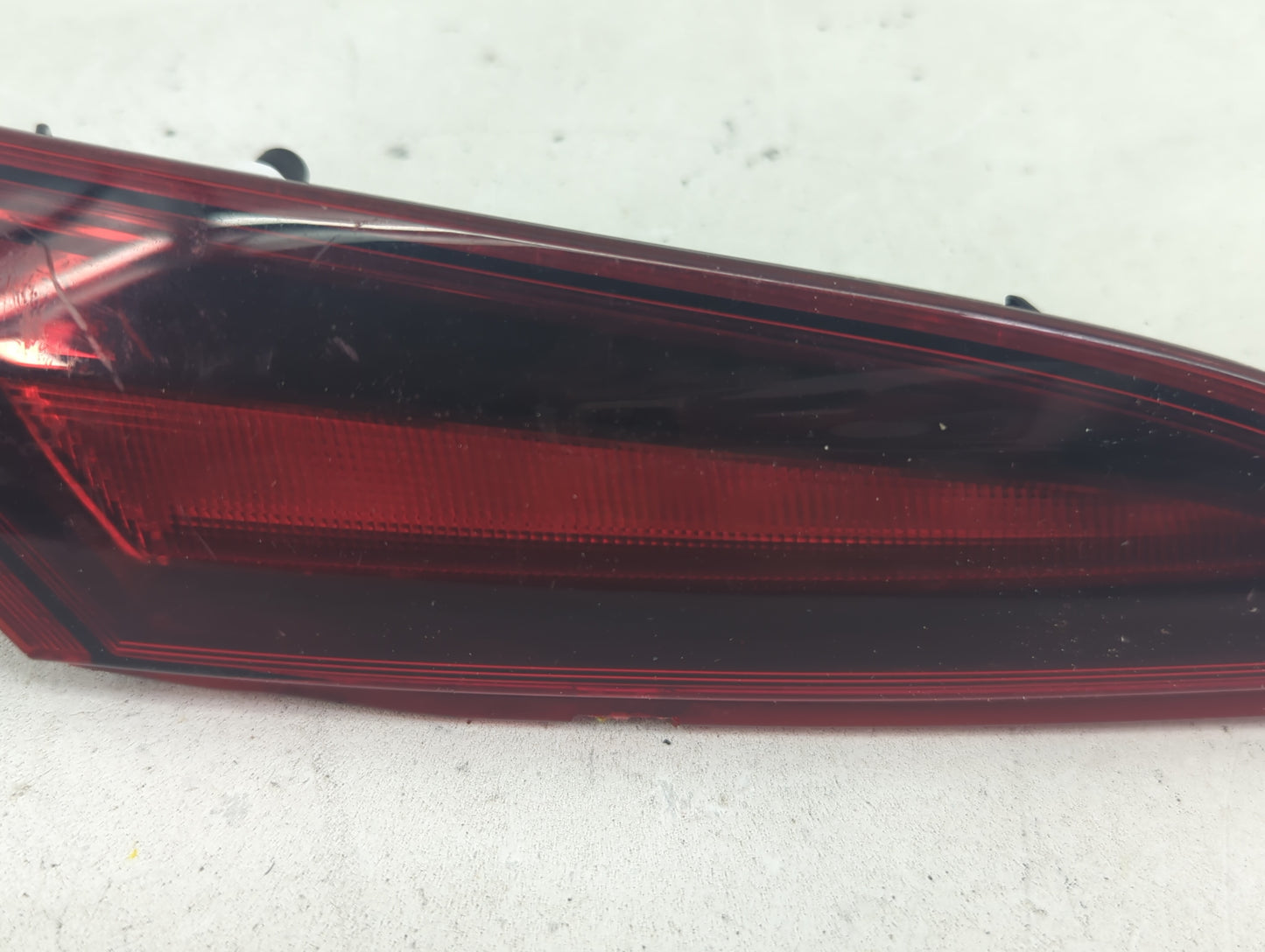2014-2017 Buick Regal Driver Left Side Deck Lid Mounted Tail Light - Oemusedautoparts1.com