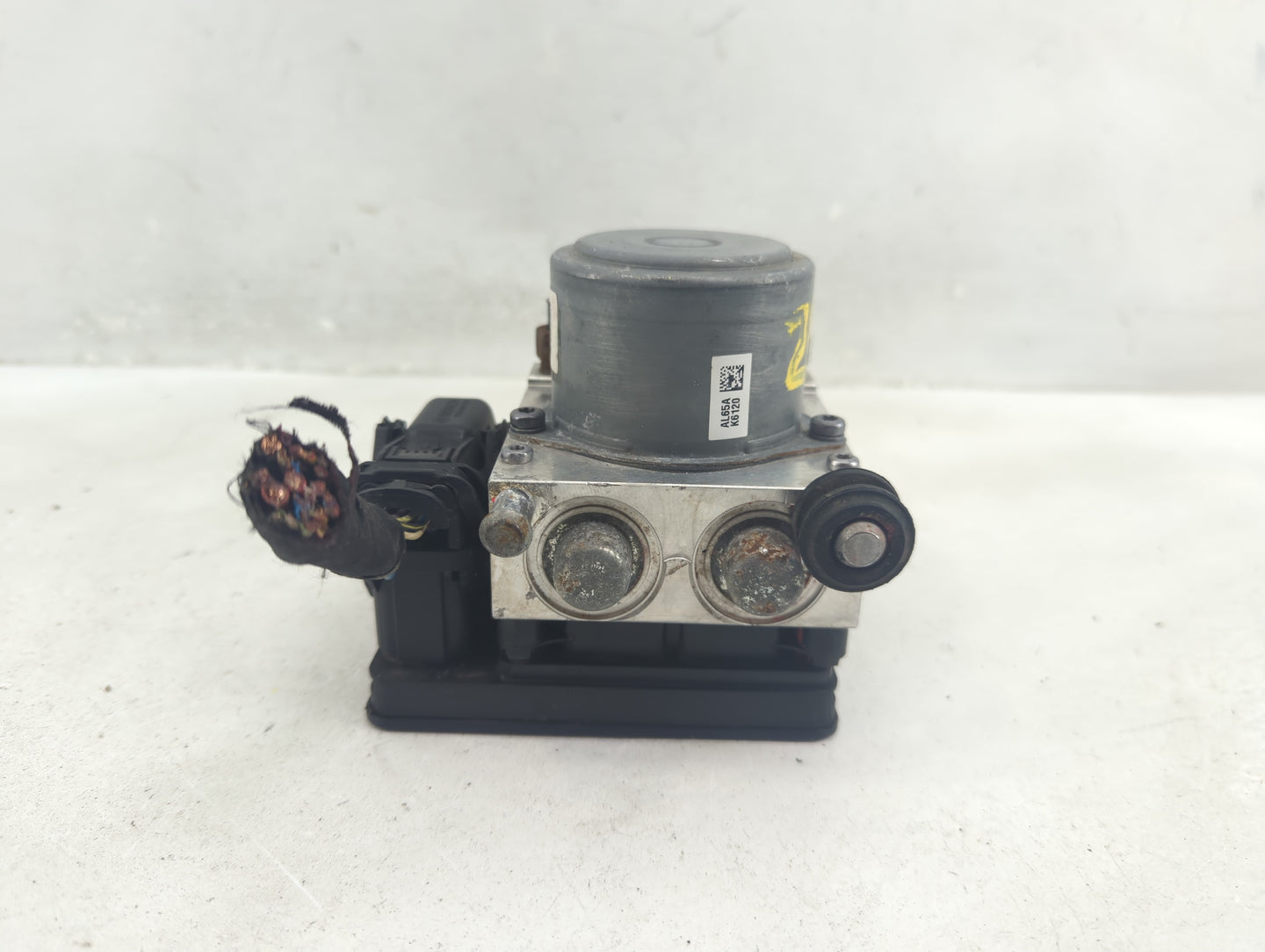 2016-2017 Buick Regal ABS Pump Control Module Replacement Fits Fits 2016 2017 OEM Used Auto Parts - Oemusedautoparts1.com