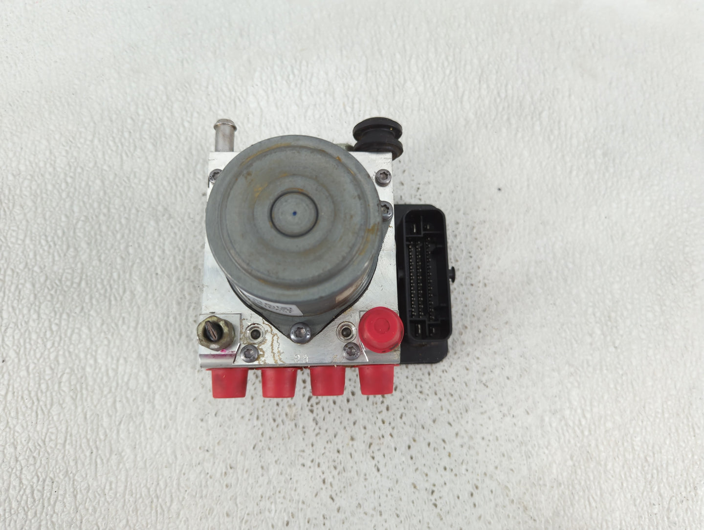 2016-2017 Buick Regal ABS Pump Control Module Replacement P/N:23321784 Fits Fits 2016 2017 OEM Used Auto Parts - Oemusedauto