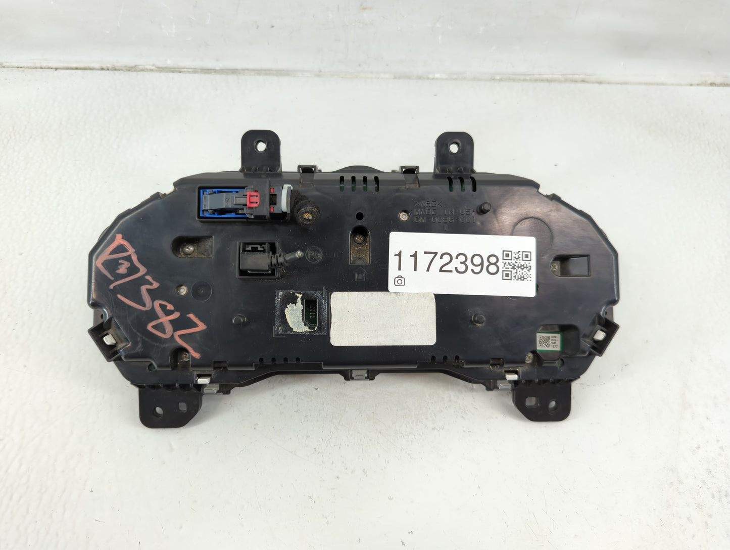 2016 Buick Regal Instrument Cluster Speedometer Gauges P/N:GM-0086-001 Fits OEM Used Auto Parts - Oemusedautoparts1.com
