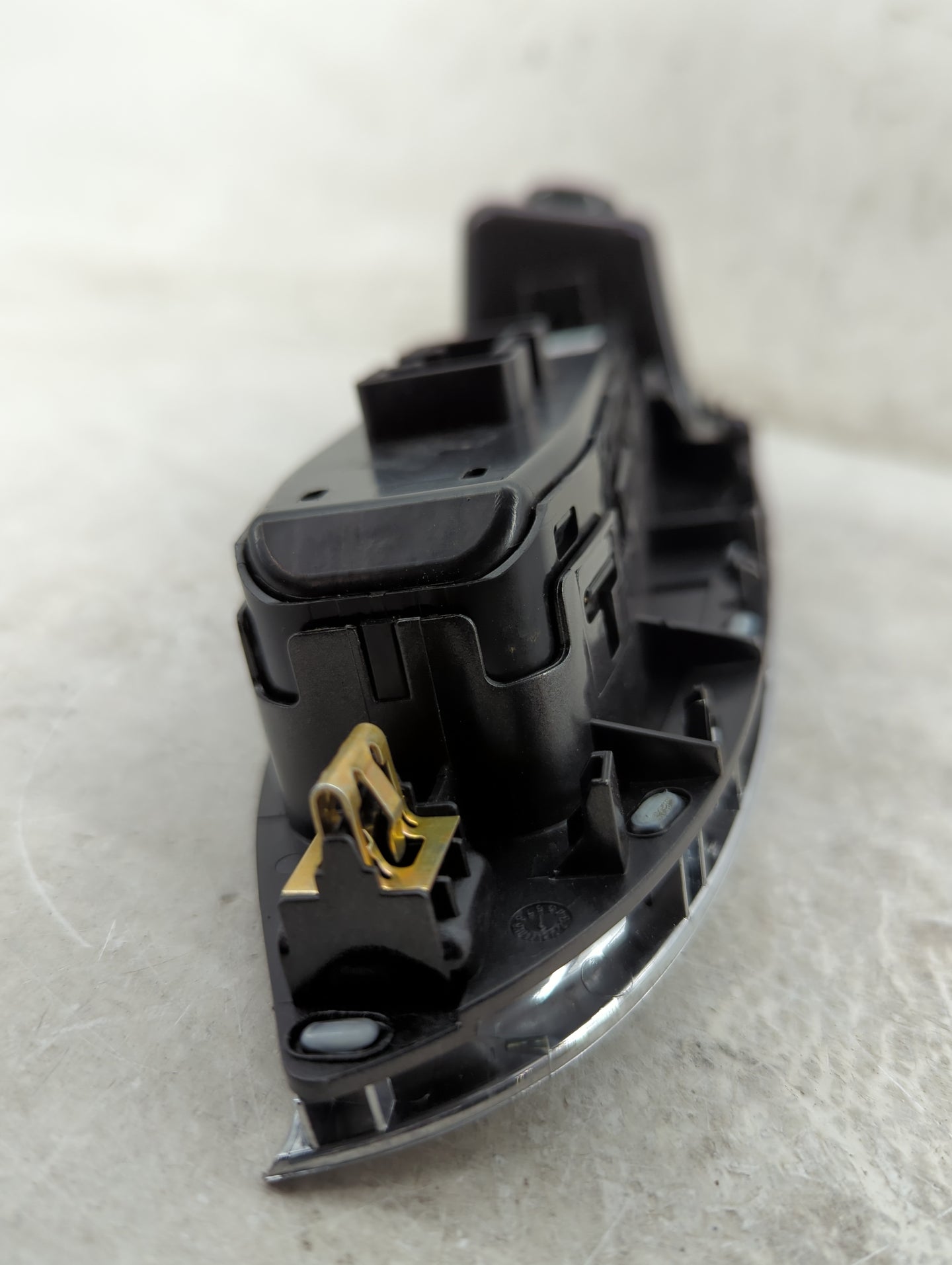 2015-2017 Buick Regal Master Power Window Switch Replacement Driver Side Left P/N:84513464 D1A160A Fits OEM Used Auto Parts 