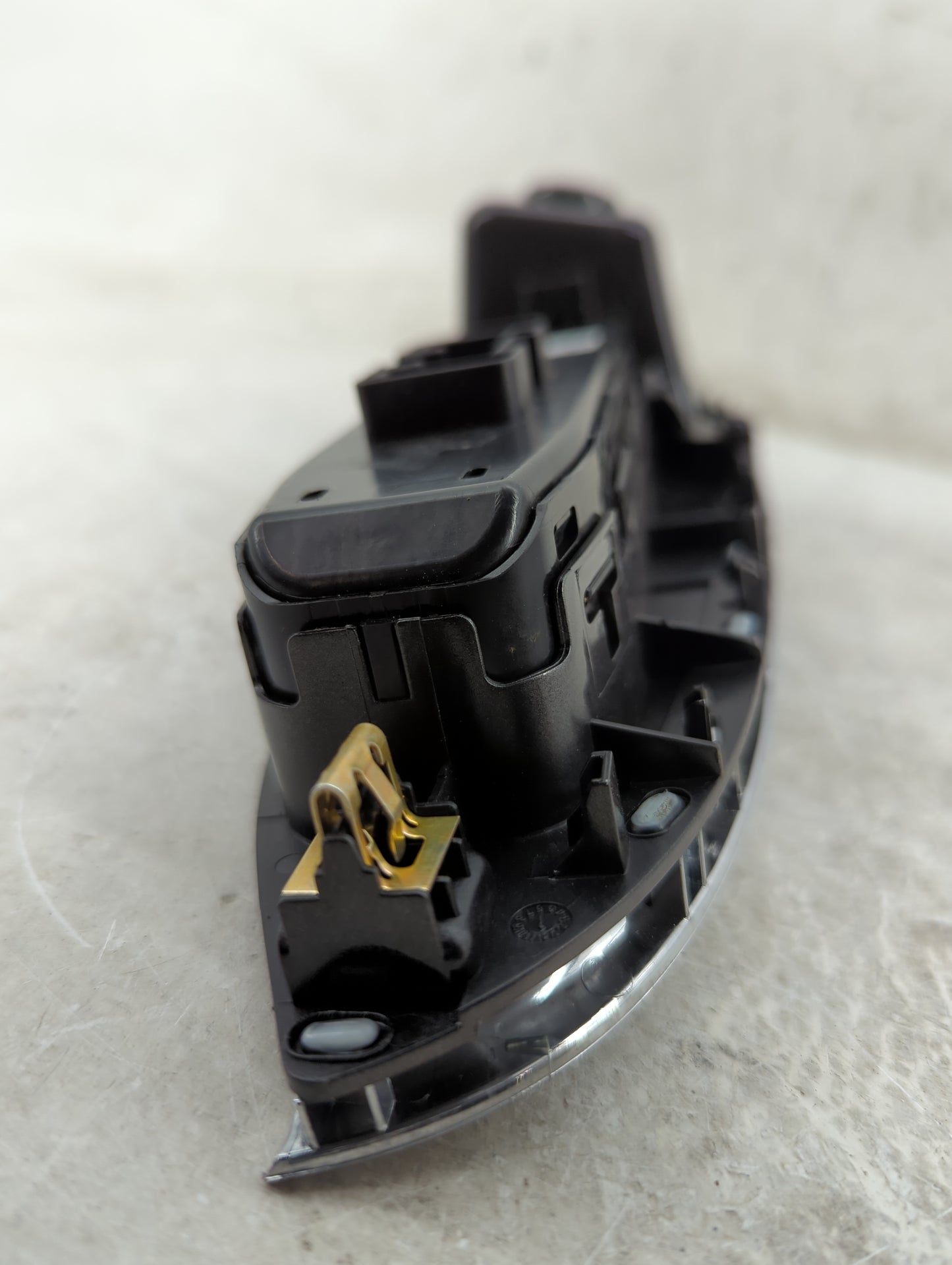 2015-2017 Buick Regal Master Power Window Switch Replacement Driver Side Left P/N:84513464 D1A160A Fits OEM Used Auto Parts 