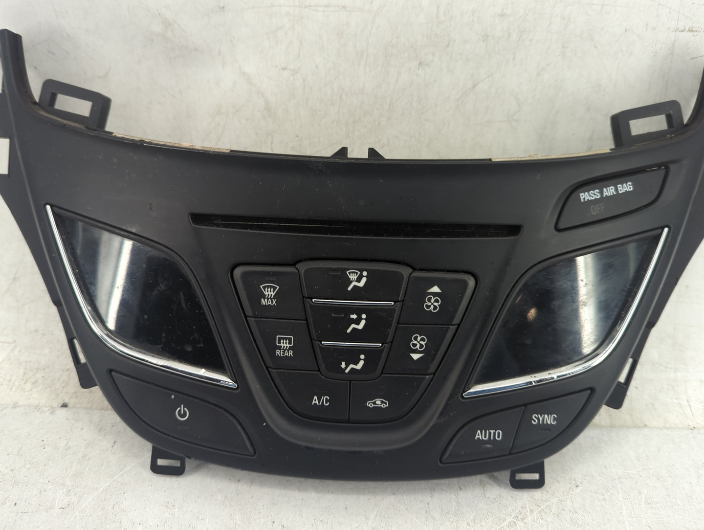 2014-2017 Buick Regal Climate Control Module Temperature AC/Heater Replacement P/N:26202378 7370200000000X Fits OEM Used Aut