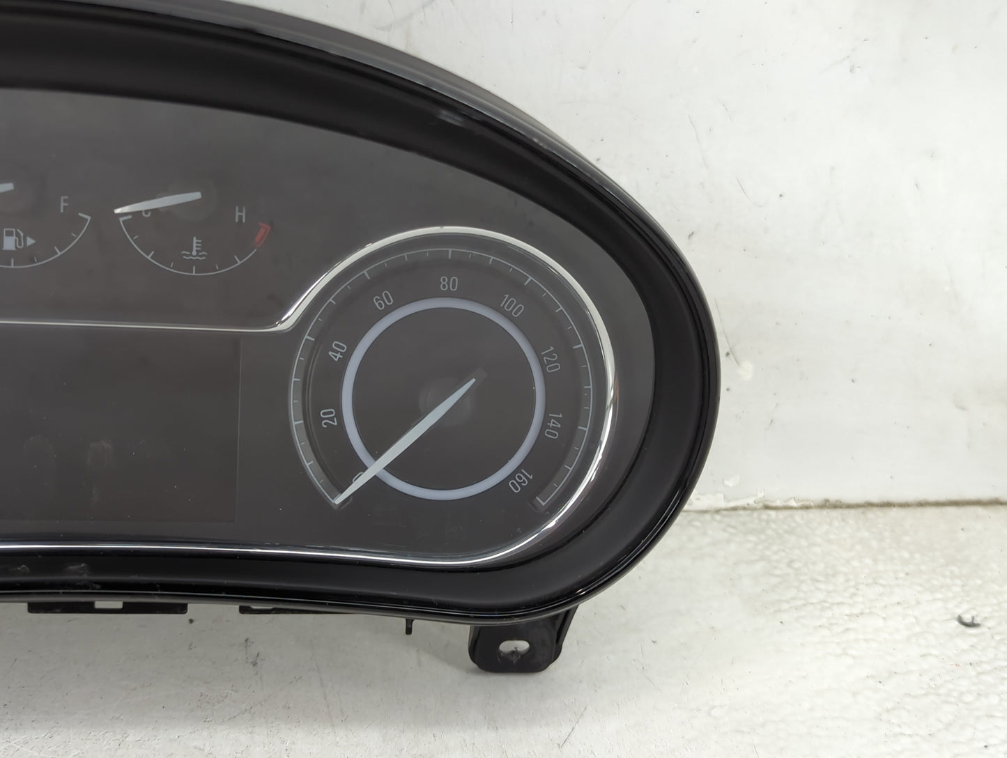 2016 Buick Regal Instrument Cluster Speedometer Gauges P/N:23348234 7110500000000X, 175597137, A116060000001174 Miles: Fits 