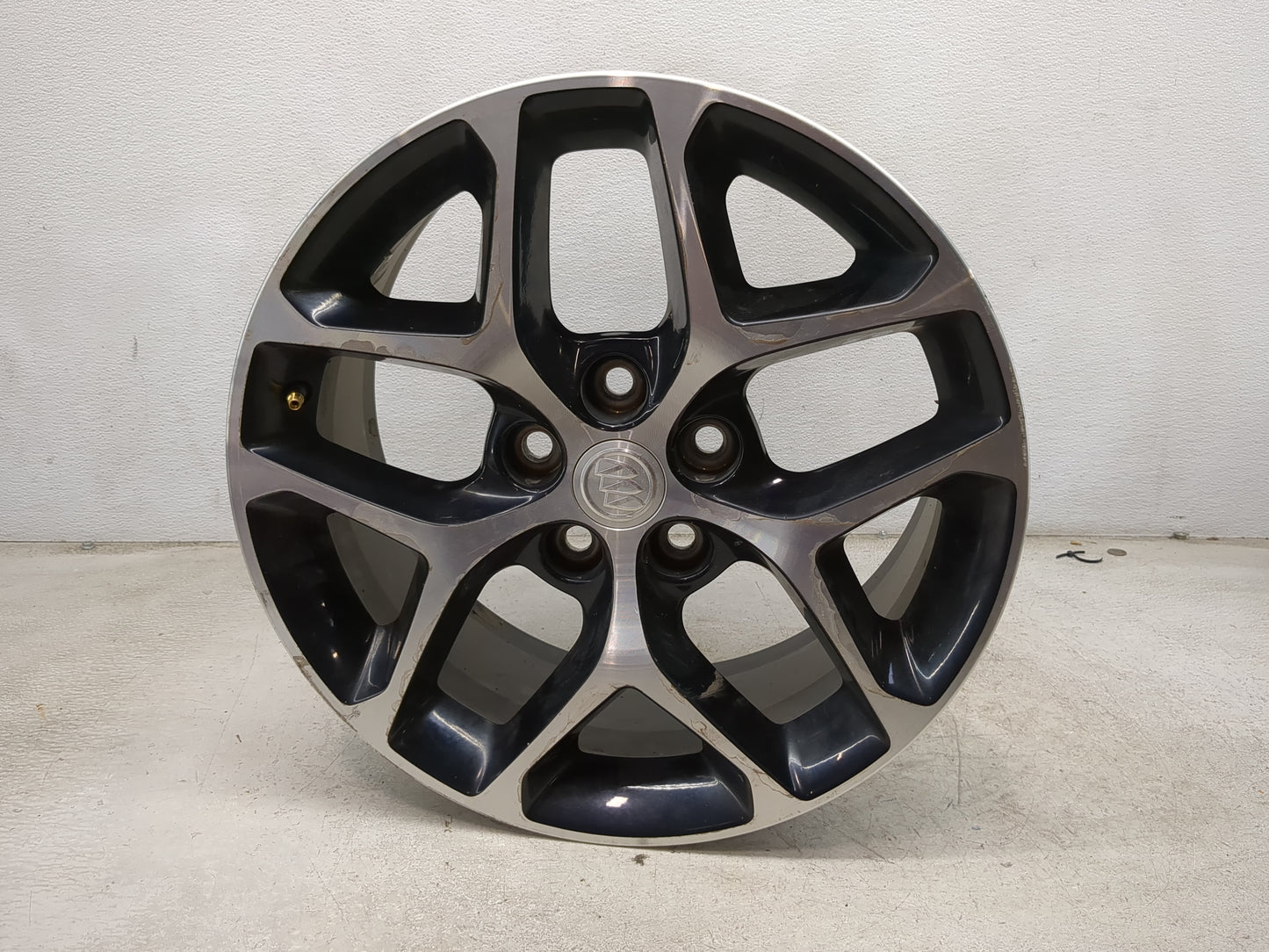 2016-2017 Buick Regal Oem Wheel Rim Black - Oemusedautoparts1.com