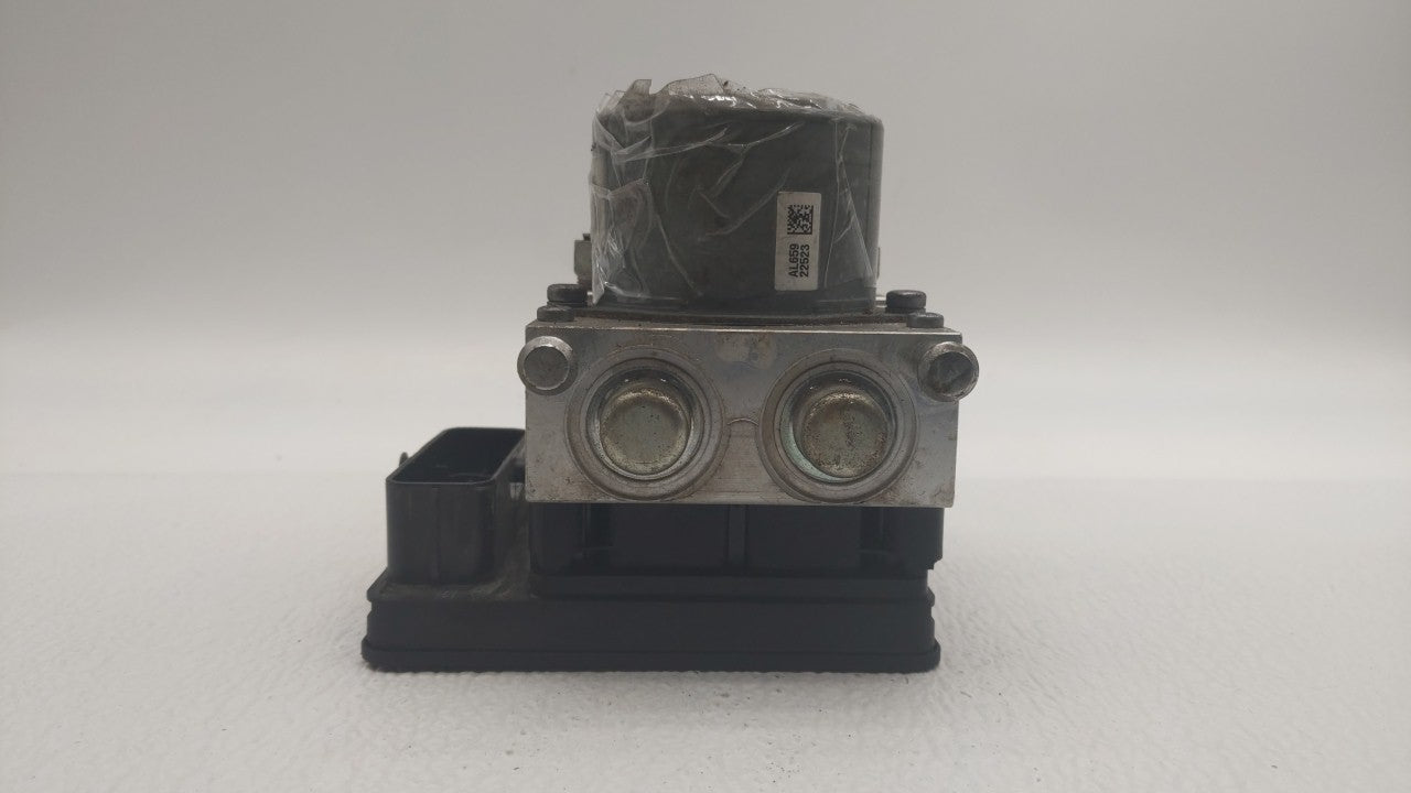2016-2017 Buick Regal ABS Pump Control Module Replacement P/N:23321783 23321781 Fits Fits 2016 2017 OEM Used Auto Parts - Oe