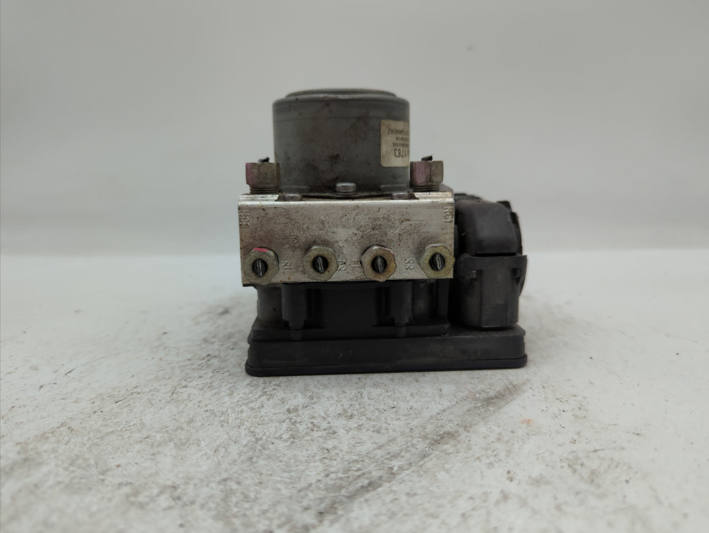 2016-2017 Buick Regal ABS Pump Control Module Replacement P/N:23383112 23321783, 23321781 Fits Fits 2016 2017 OEM Used Auto 