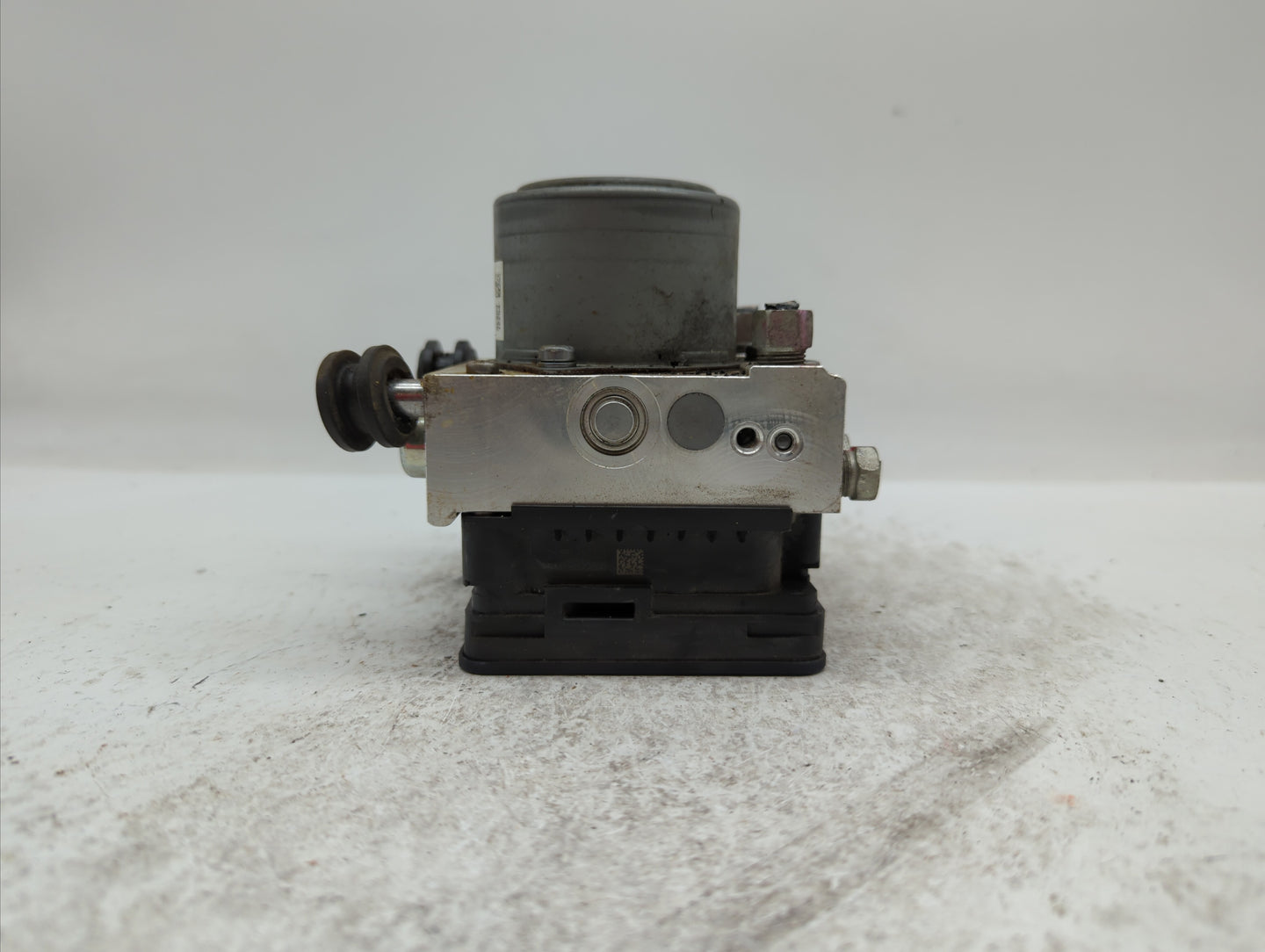 2016-2017 Buick Regal ABS Pump Control Module Replacement P/N:23383112 23321783, 23321781 Fits Fits 2016 2017 OEM Used Auto 