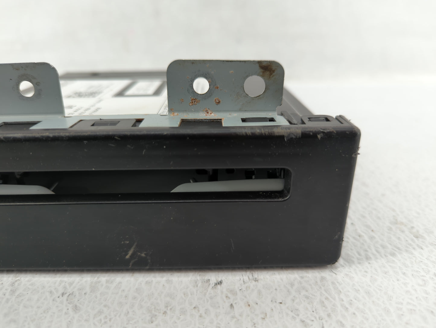 2015-2017 Buick Regal Am Fm Cd Player Radio Receiver - Oemusedautoparts1.com