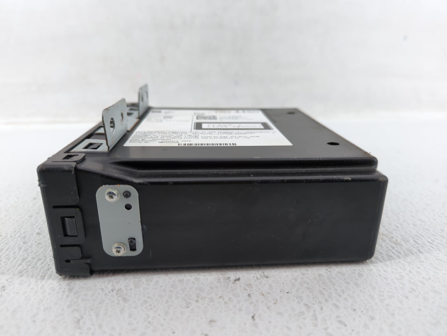 2015-2017 Buick Regal Am Fm Cd Player Radio Receiver - Oemusedautoparts1.com