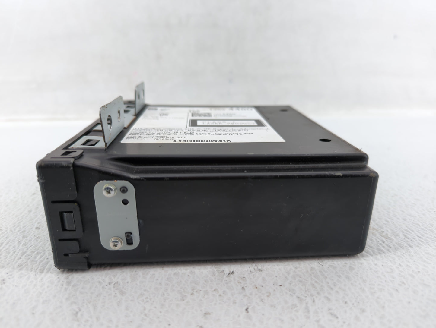 2015-2017 Buick Regal Am Fm Cd Player Radio Receiver - Oemusedautoparts1.com