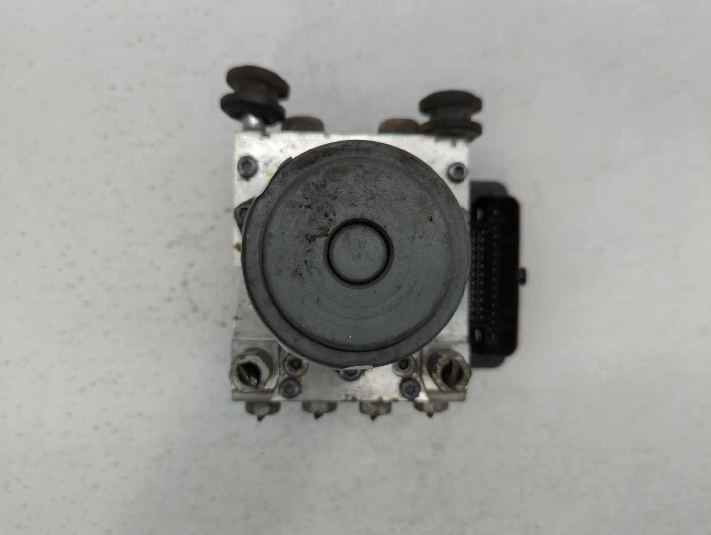 2016-2017 Buick Regal ABS Pump Control Module Replacement P/N:23383112 Fits Fits 2016 2017 OEM Used Auto Parts - Oemusedauto