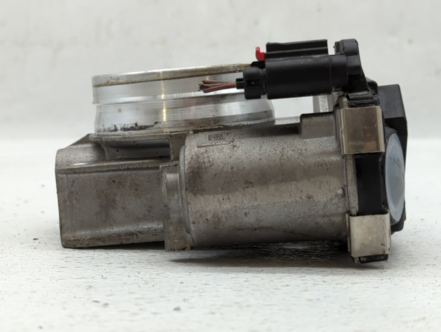 2014-2017 Buick Regal Throttle Body P/N:12627067DA Fits Fits 2013 2014 2015 2016 2017 2018 2019 2020 2021 OEM Used Auto Part