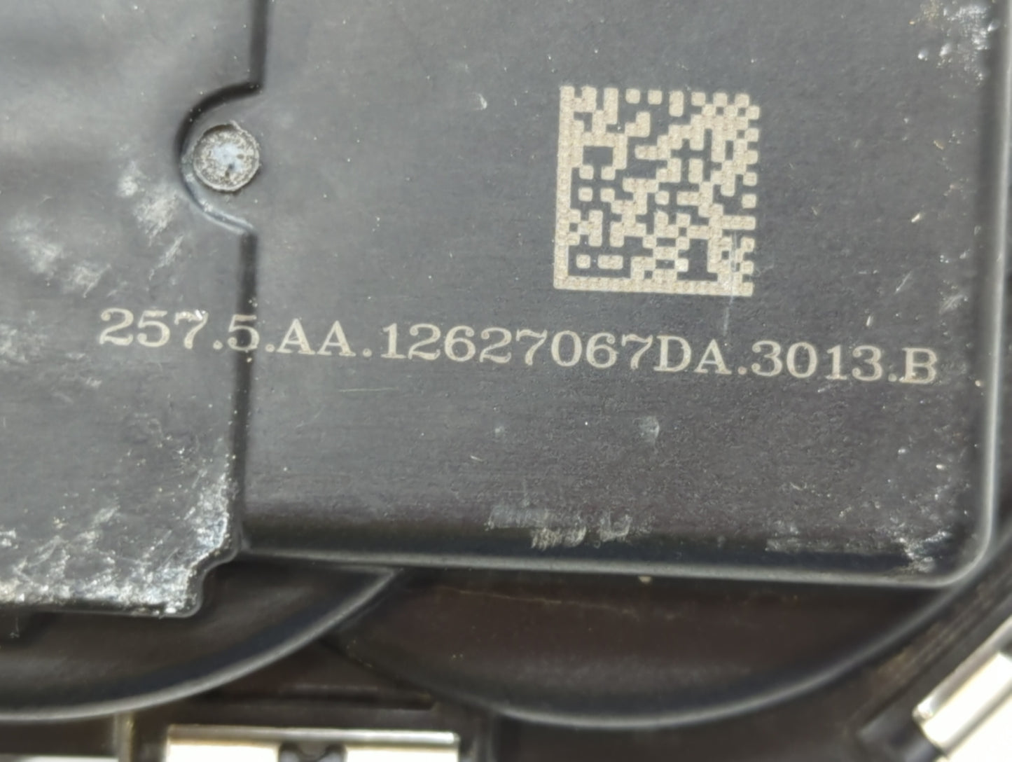 2014-2017 Buick Regal Throttle Body P/N:12627067DA Fits Fits 2013 2014 2015 2016 2017 2018 2019 2020 2021 OEM Used Auto Part