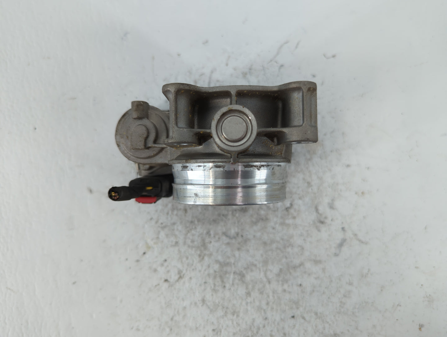 2014-2017 Buick Regal Throttle Body P/N:12627067DA Fits Fits 2013 2014 2015 2016 2017 2018 2019 2020 2021 OEM Used Auto Part