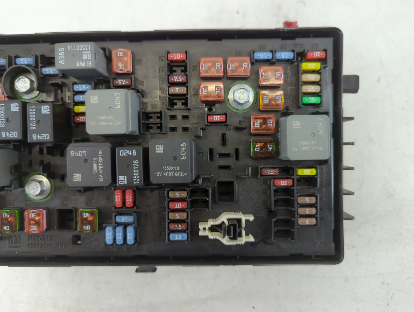 2014-2017 Buick Regal Fusebox Fuse Box Panel Relay Module P/N:23126639-01 Fits Fits 2014 2015 2016 2017 OEM Used Auto Parts 