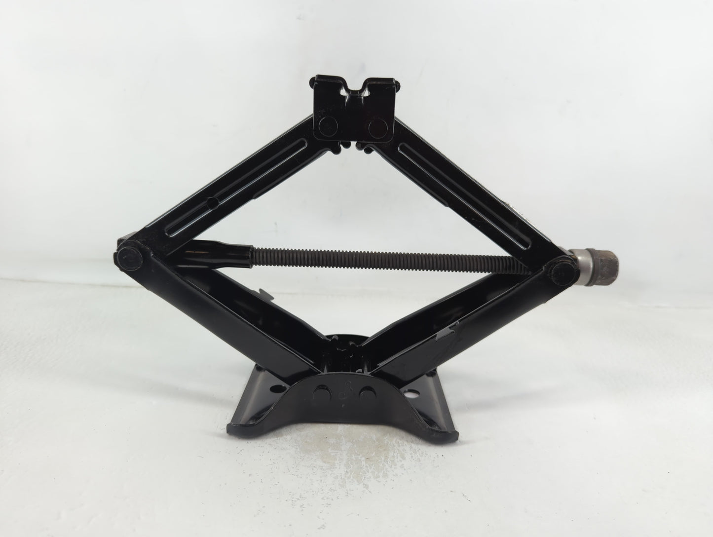 2016 Buick Regal Spare Scissor Car Jack - Oemusedautoparts1.com