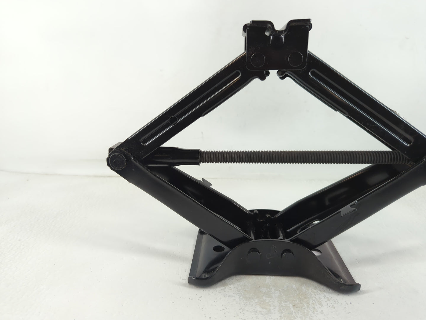 2016 Buick Regal Spare Scissor Car Jack - Oemusedautoparts1.com