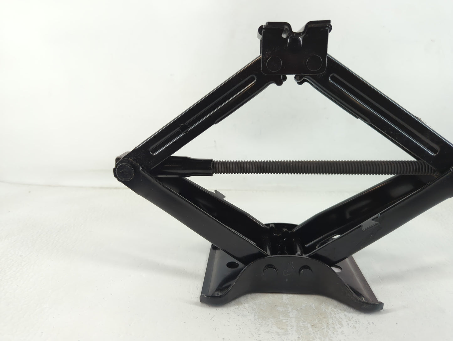 2016 Buick Regal Spare Scissor Car Jack - Oemusedautoparts1.com