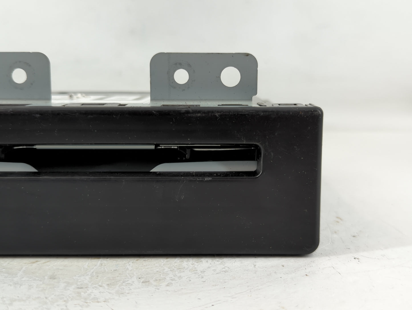 2016-2017 Buick Regal Radio AM FM Cd Player Receiver Replacement P/N:1394480 Fits Fits 2016 2017 OEM Used Auto Parts - Oemus