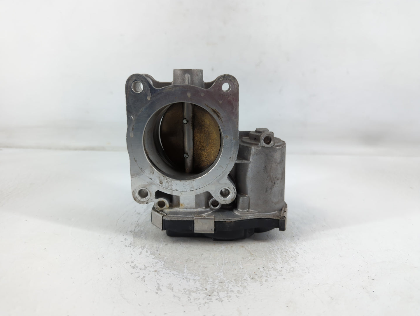 2014-2017 Buick Regal Throttle Body P/N:12670837AA Fits Fits 2013 2014 2015 2016 2017 2018 2019 2020 2021 OEM Used Auto Part