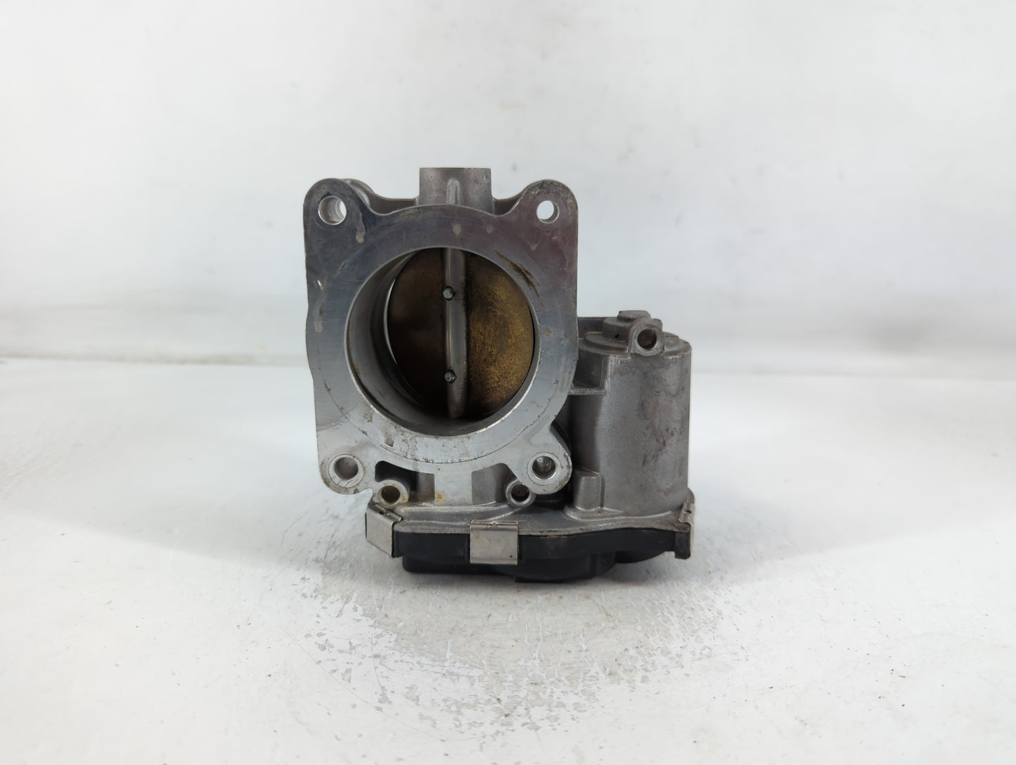2014-2017 Buick Regal Throttle Body P/N:12670837AA Fits Fits 2013 2014 2015 2016 2017 2018 2019 2020 2021 OEM Used Auto Part