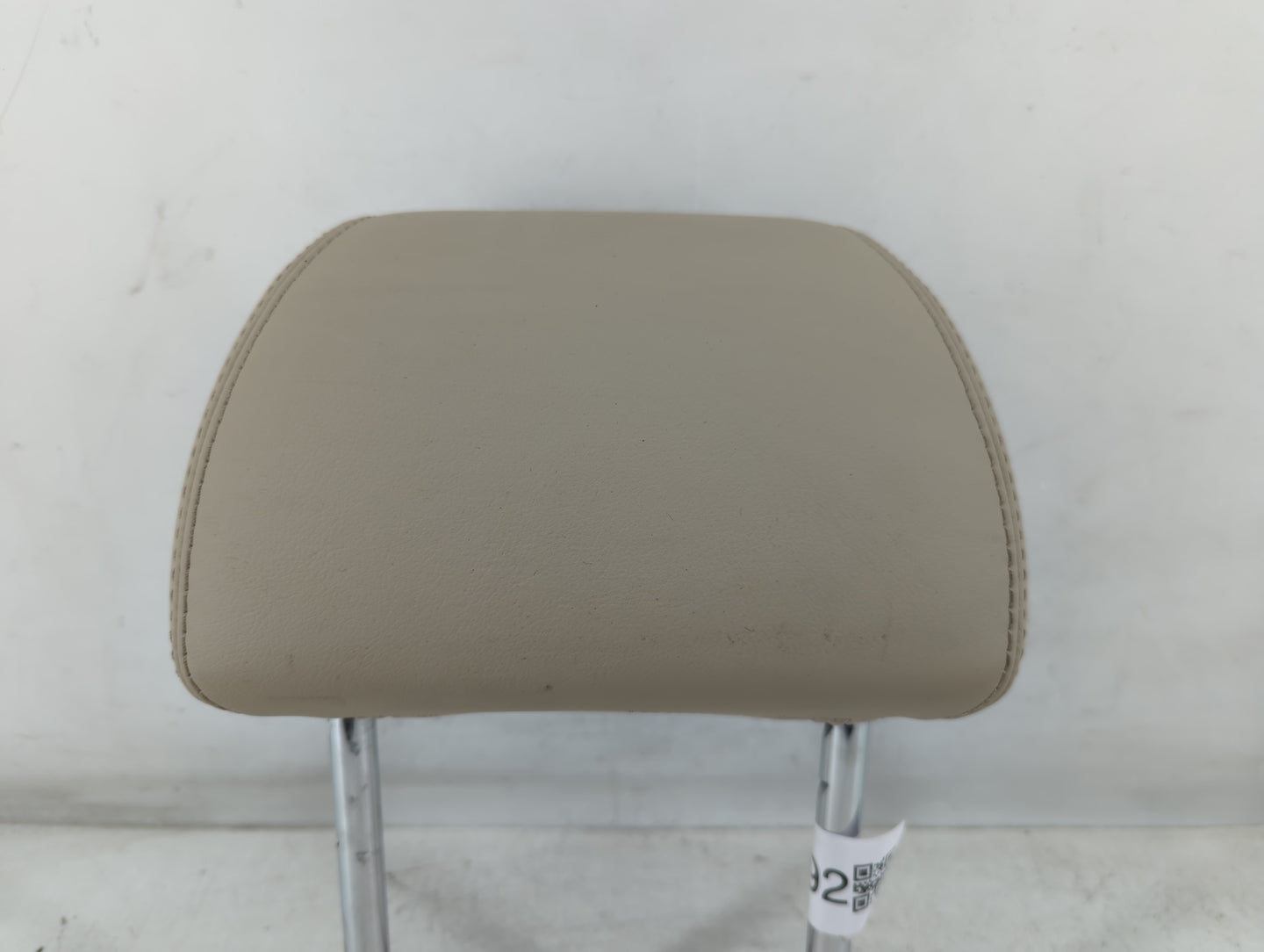 2016-2017 Buick Verano Headrest Head Rest Rear Seat Fits Fits 2016 2017 OEM Used Auto Parts - Oemusedautoparts1.com