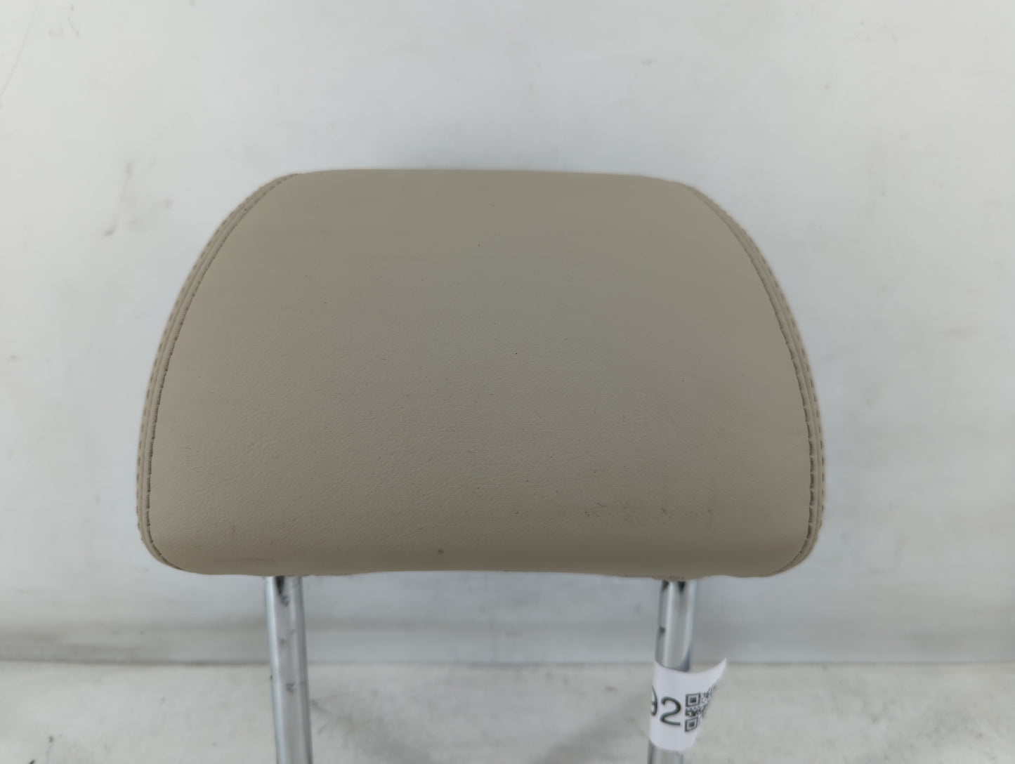 2016-2017 Buick Verano Headrest Head Rest Rear Seat Fits Fits 2016 2017 OEM Used Auto Parts - Oemusedautoparts1.com