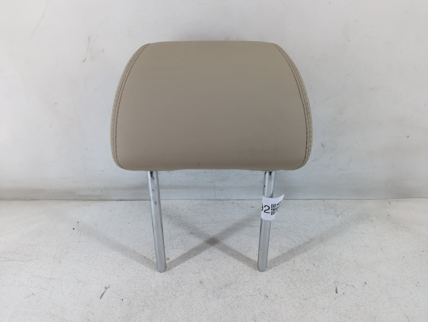 2016-2017 Buick Verano Headrest Head Rest Rear Seat Fits Fits 2016 2017 OEM Used Auto Parts - Oemusedautoparts1.com