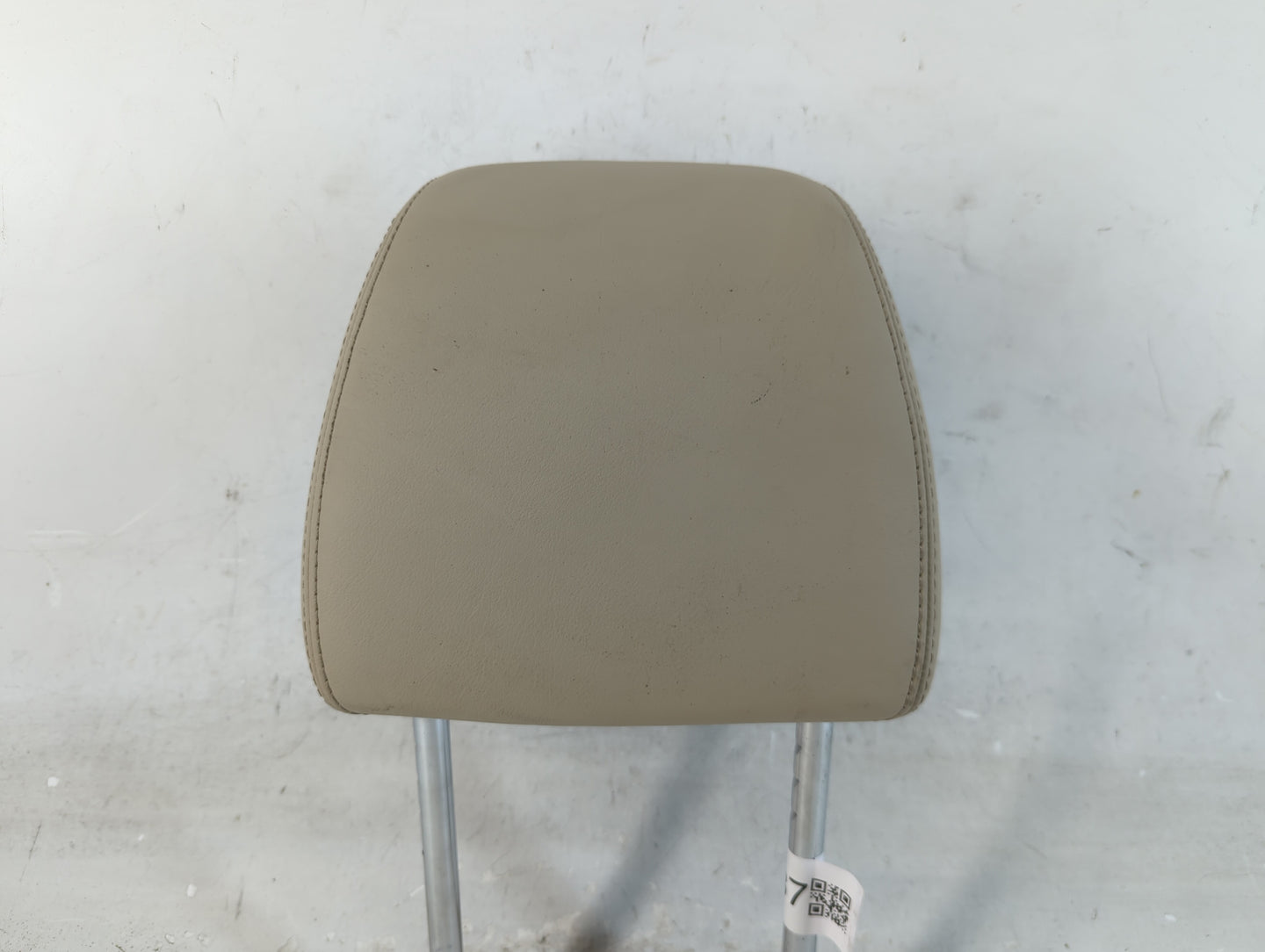 2015-2017 Buick Verano Headrest Head Rest Front Driver Passenger Seat Fits Fits 2015 2016 2017 OEM Used Auto Parts - Oemused