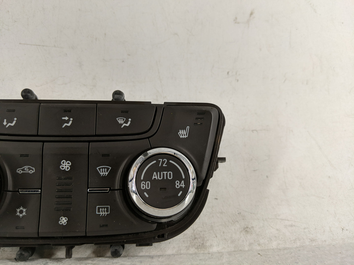 2012-2017 Buick Verano Climate Control Module Temperature AC/Heater Replacement P/N:22944959 Fits OEM Used Auto Parts - Oemu
