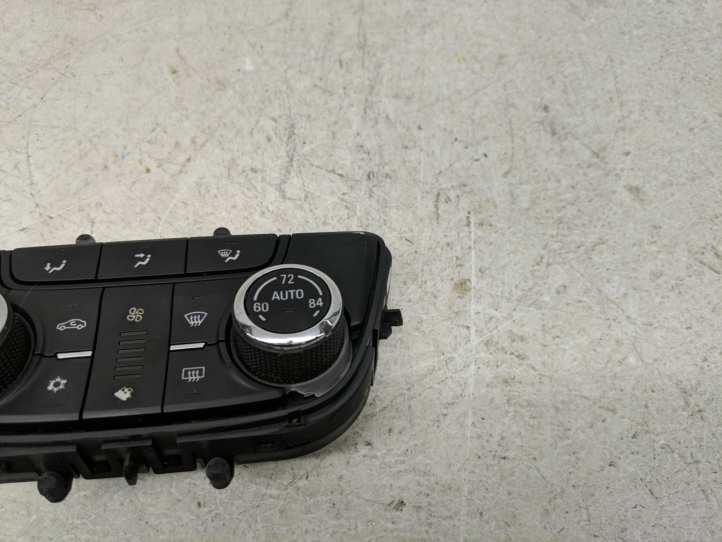 2012-2017 Buick Verano Climate Control Module Temperature AC/Heater Replacement P/N:22944943 Fits OEM Used Auto Parts - Oemu
