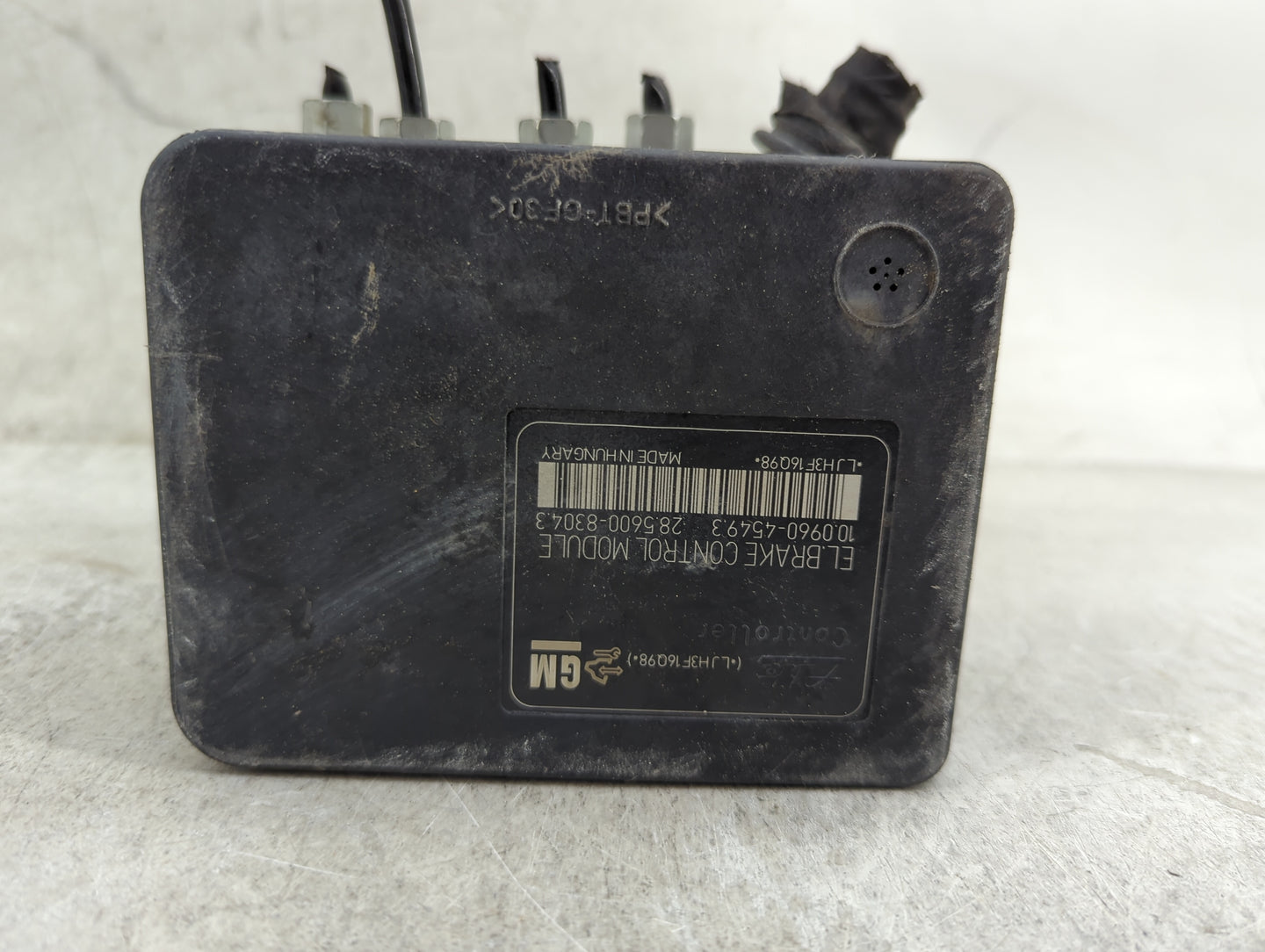 2016 Buick Verano ABS Pump Control Module Replacement P/N:23160434 10.0206-0456.4, 10.0960-4549.3, 28.5600-8304.3, LJH3F16Q9
